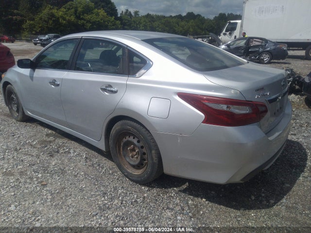 Nissan Altima 2.5 S 2018 1N4AL3AP9JC117221 Image 3