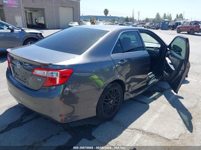 Toyota CAMRY SE 2014 4T1BF1FK9EU463546 Image 4
