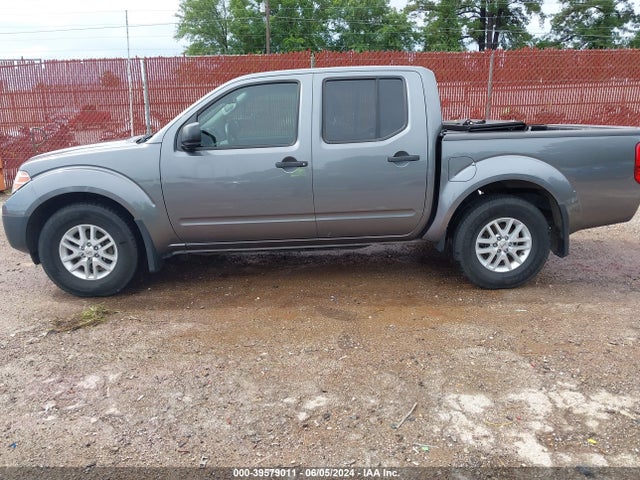 Nissan Frontier Sv 2018 1N6DD0ER7JN756956 Image 15