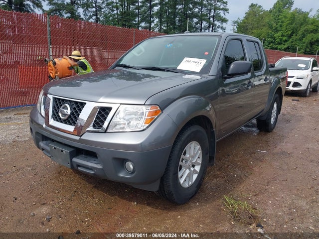 Nissan Frontier Sv 2018 1N6DD0ER7JN756956 Image 2