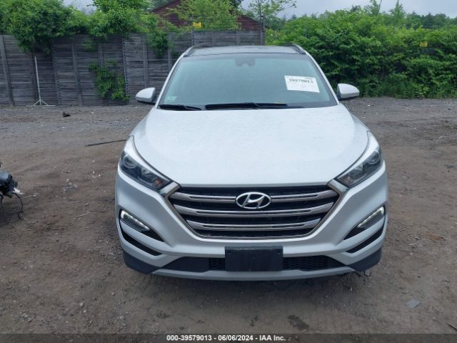 KM8J3CA23JU831639 Hyundai Tucson Limited