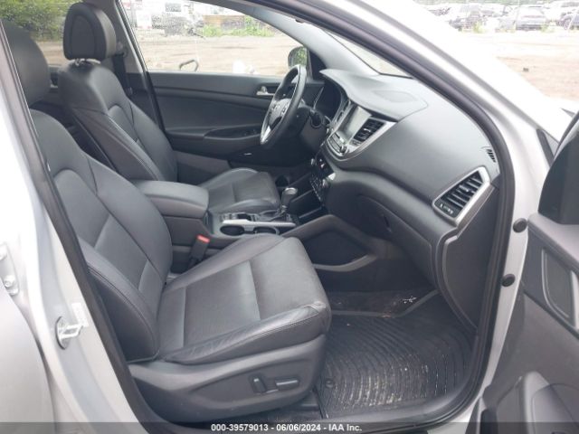KM8J3CA23JU831639 Hyundai Tucson Limited