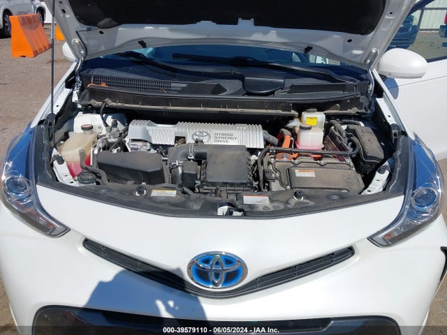 Toyota Prius V Five 2017 JTDZN3EU5HJ057936 Image 10