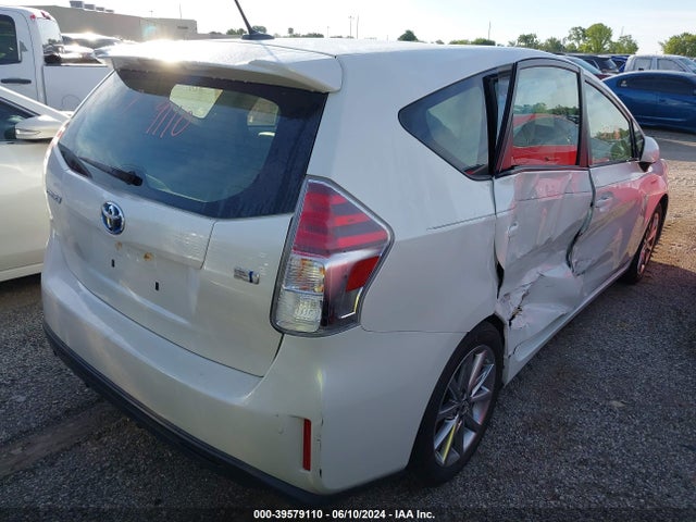Toyota Prius V Five 2017 JTDZN3EU5HJ057936 Image 4