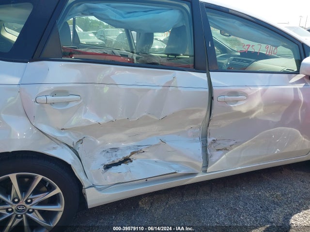 Toyota Prius V Five 2017 JTDZN3EU5HJ057936 Image 6