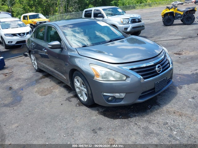 2014 1N4AL3AP8EC429844 main image