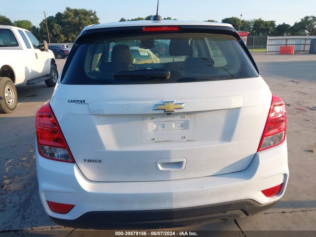 Chevrolet TRAX LS 2018 3GNCJKSB1JL185319 Image 16