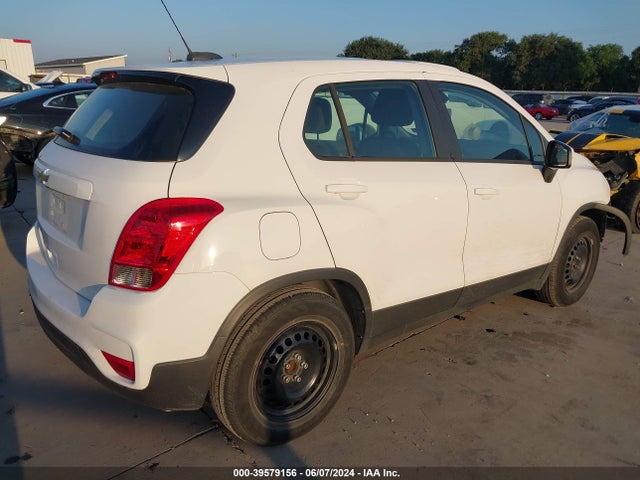 Chevrolet TRAX LS 2018 3GNCJKSB1JL185319 Image 4