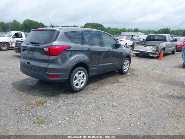 Ford ESCAPE S 2019 1FMCU0F76KUB46917 Image 4