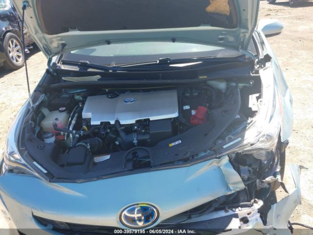 JTDKARFU4J3546109 Toyota Prius Four Touring