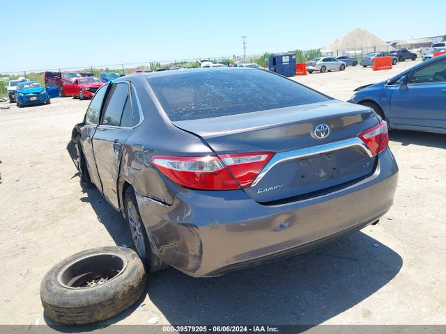 Toyota CAMRY LE 2015 4T4BF1FK9FR500909 Image 3