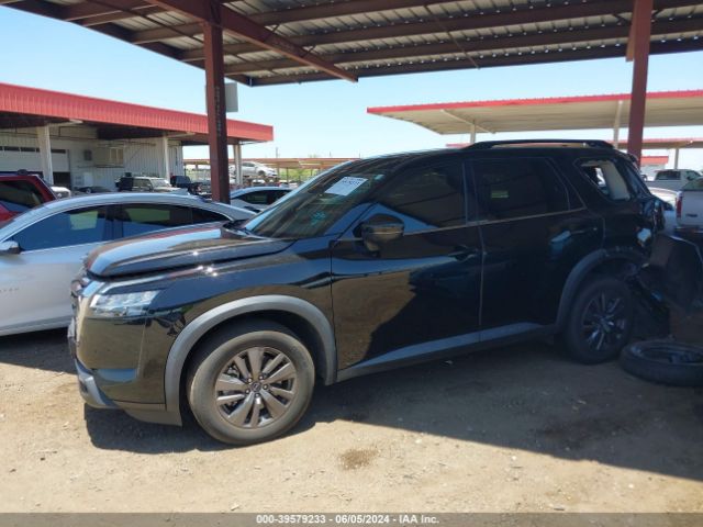 5N1DR3BD7NC238812 Nissan Pathfinder Sv 4wd