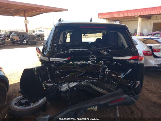 5N1DR3BD7NC238812 Nissan Pathfinder Sv 4wd