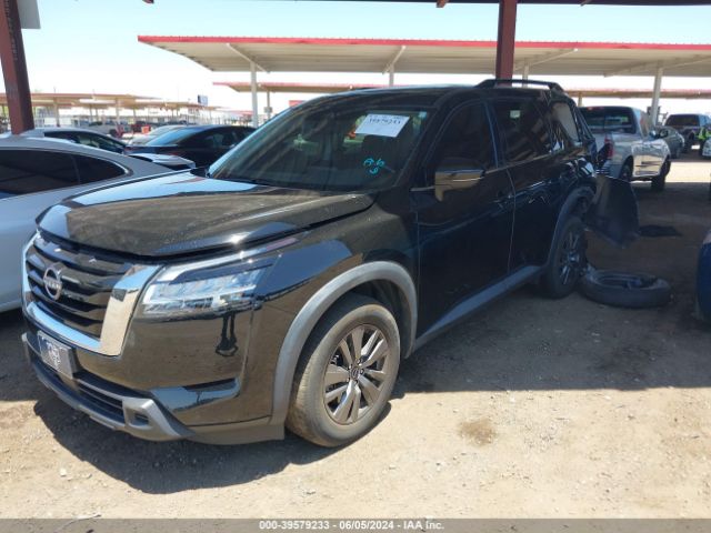 5N1DR3BD7NC238812 Nissan Pathfinder Sv 4wd