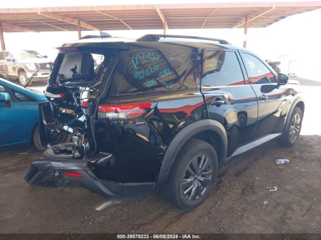 5N1DR3BD7NC238812 Nissan Pathfinder Sv 4wd