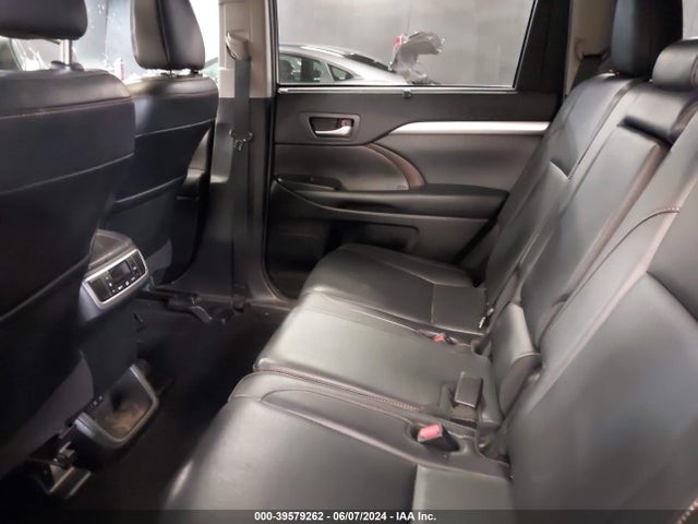 Toyota Highlander Xle 2019 5TDJZRFH3KS574359 Image 8
