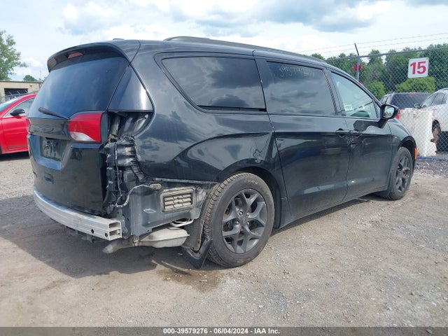 2C4RC1BG8LR123053 Chrysler Pacifica Touring L