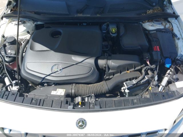 WDCTG4EB4JJ397065 Mercedes-Benz GLA 250