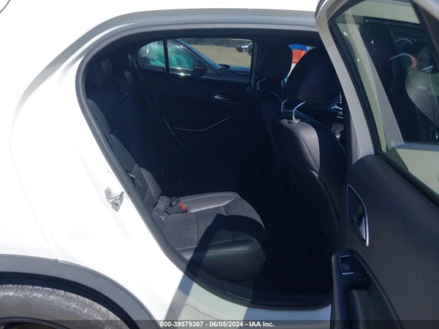 WDCTG4EB4JJ397065 Mercedes-Benz GLA 250