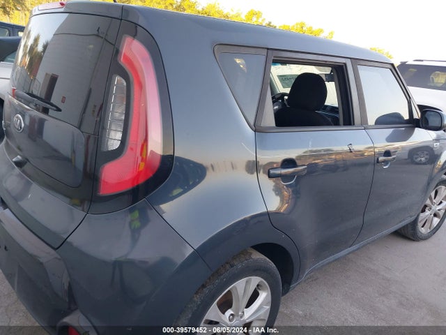 KIA SOUL + 2016 KNDJP3A5XG7325350 Image 6