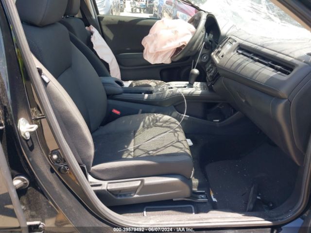 3CZRU6H31KG731672 Honda HR-V LX