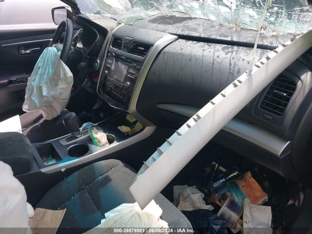 Nissan Altima 2.5 S 2015 1N4AL3AP2FC198005 Image 5