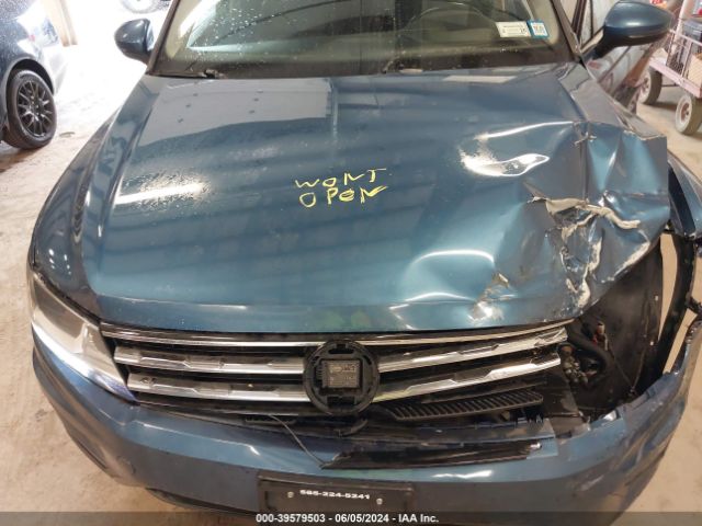 3VV2B7AX0JM013337 Volkswagen Tiguan 2.0t Se/2.0t Sel