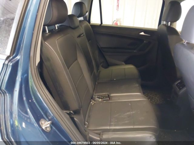 3VV2B7AX0JM013337 Volkswagen Tiguan 2.0t Se/2.0t Sel