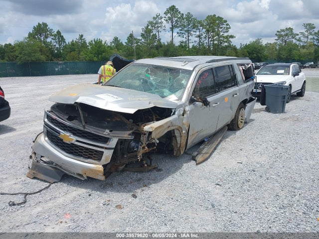 Chevrolet Suburban 1500 Lt 2015 1GNSKJKC4FR563354 Image 2