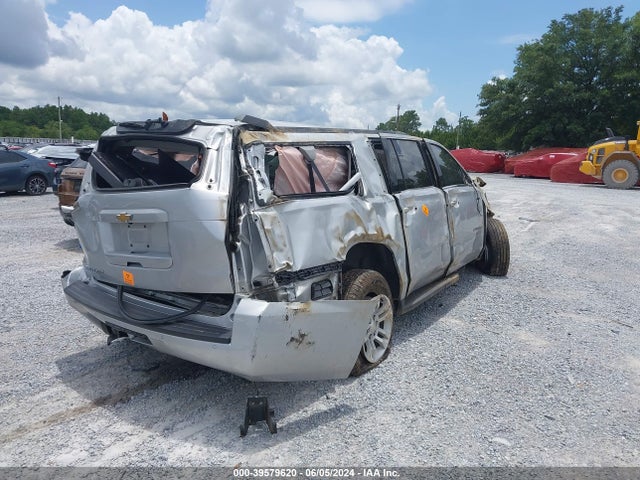 Chevrolet Suburban 1500 Lt 2015 1GNSKJKC4FR563354 Image 4