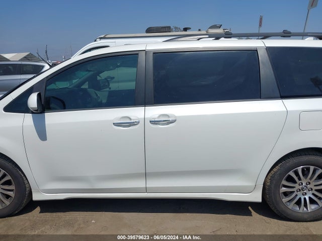 Toyota Sienna Xle 8 Passenger 2018 5TDYZ3DC1JS914982 Image 14