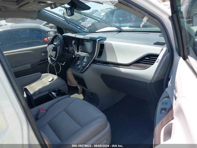 Toyota Sienna Xle 8 Passenger 2018 5TDYZ3DC1JS914982 Image 5