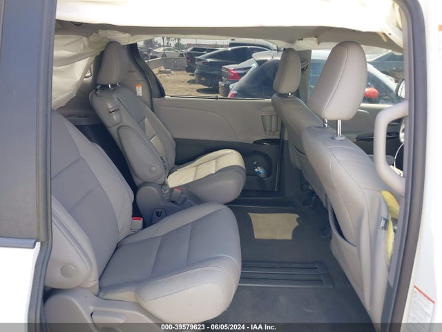 Toyota Sienna Xle 8 Passenger 2018 5TDYZ3DC1JS914982 Image 8