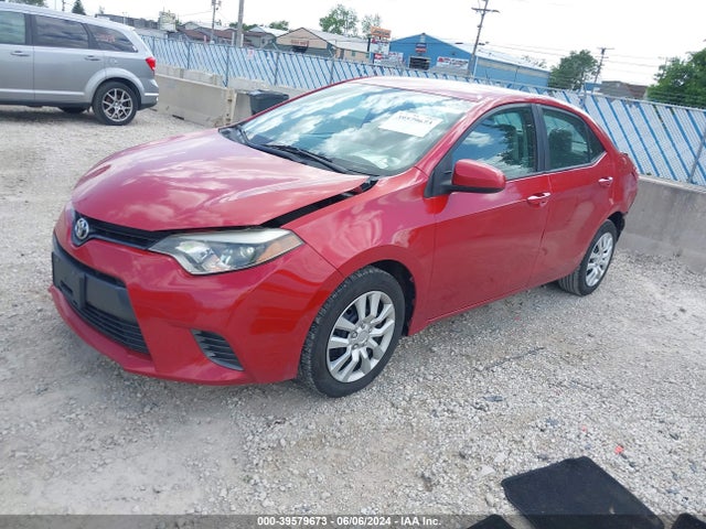 Toyota COROLLA LE 2015 5YFBURHE2FP242935 Image 2