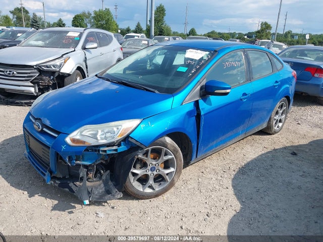 Ford FOCUS SE 2014 1FADP3F2XEL207014 Image 2