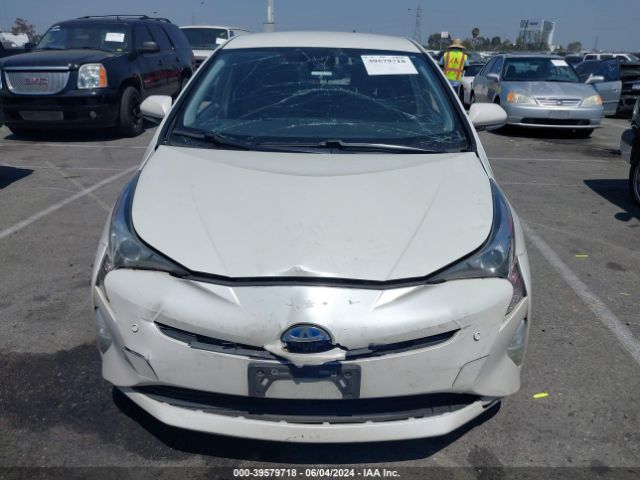 JTDKARFU8G3019165 Toyota Prius Four Touring