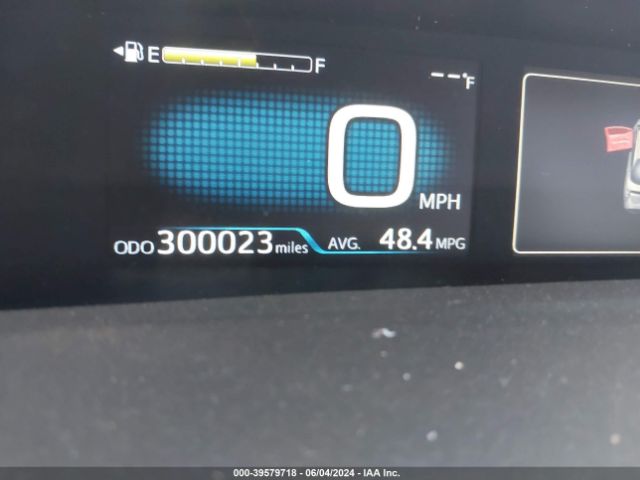 JTDKARFU8G3019165 Toyota Prius Four Touring