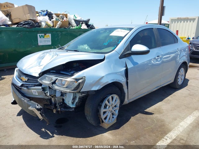 Chevrolet Sonic Lt Auto 2017 1G1JD5SH2H4148835 Image 2