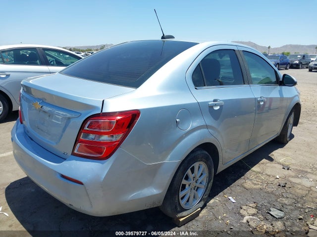 Chevrolet Sonic Lt Auto 2017 1G1JD5SH2H4148835 Image 4