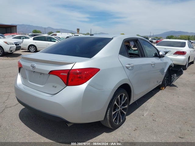 Toyota COROLLA SE 2017 5YFBURHE0HP623301 Image 4