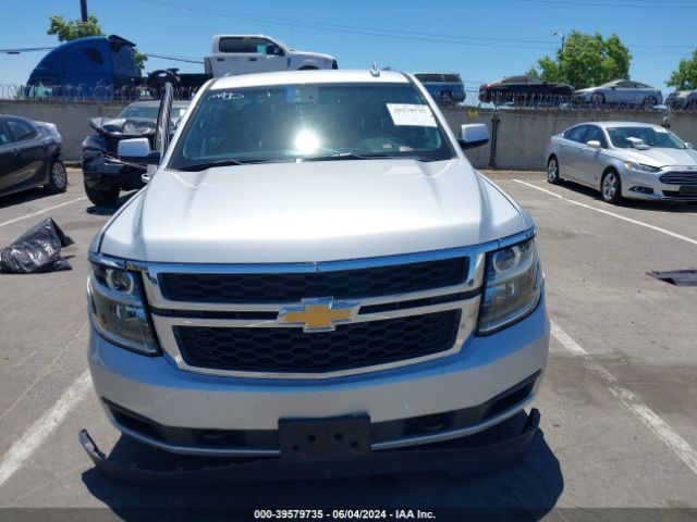 1GNSCHKC6HR201812 Chevrolet Suburban Lt