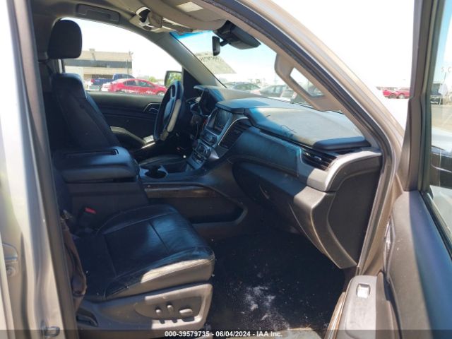 1GNSCHKC6HR201812 Chevrolet Suburban Lt