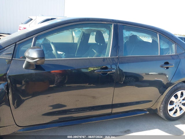 Toyota COROLLA LE 2020 5YFEPRAE9LP101421 Image 14