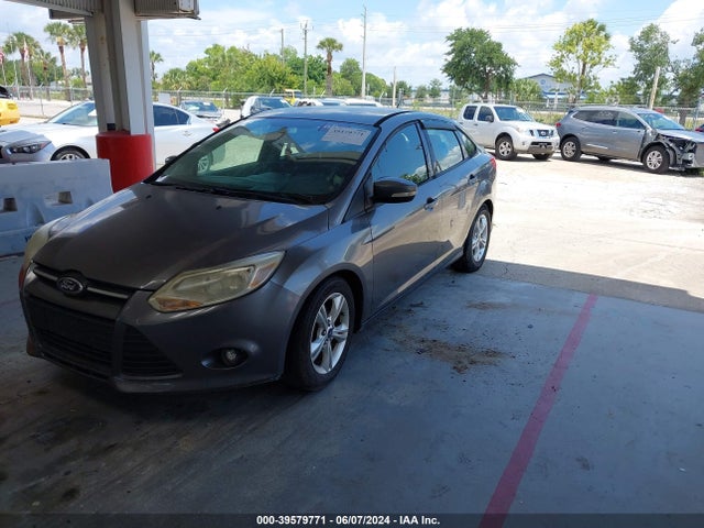 Ford FOCUS SE 2014 1FADP3F2XEL114493 Image 2