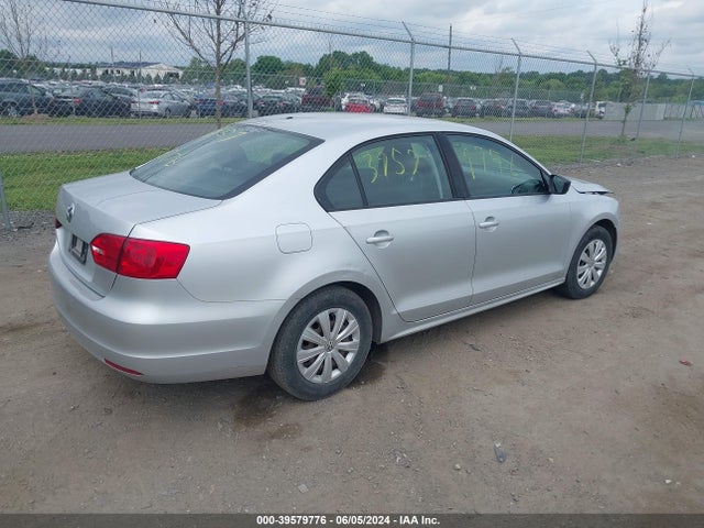 3VW1K7AJ1EM277109 Volkswagen Jetta 2.0l S