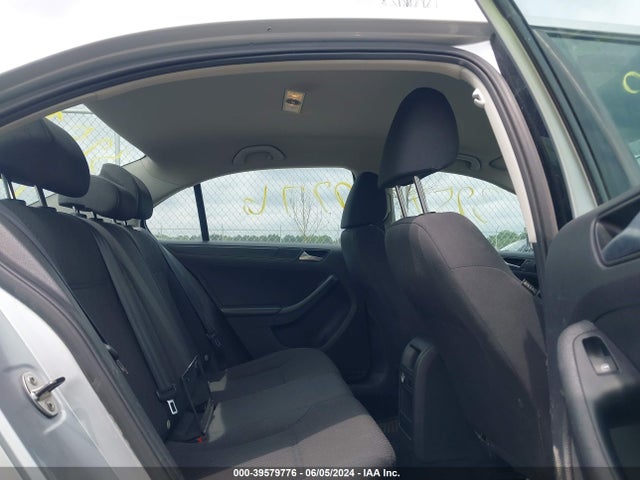 3VW1K7AJ1EM277109 Volkswagen Jetta 2.0l S