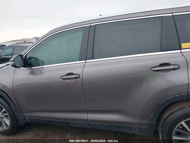 Toyota Highlander Xle 2019 5TDKZRFH0KS560262 Image 14