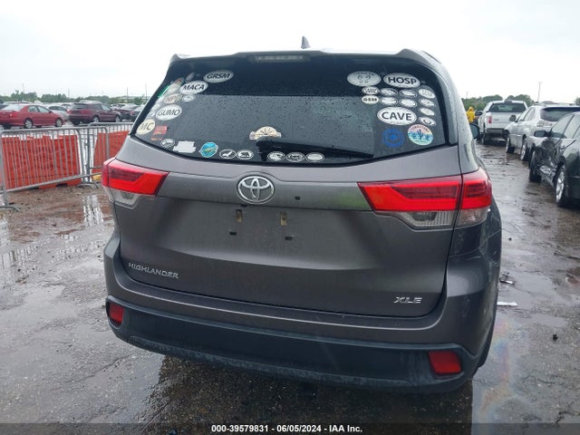 Toyota Highlander Xle 2019 5TDKZRFH0KS560262 Image 16