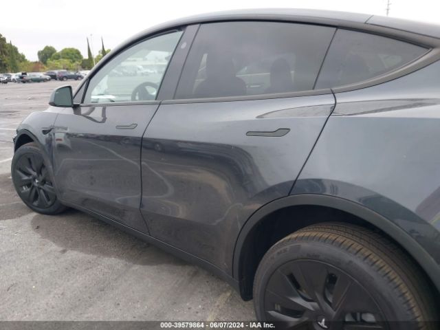 7SAYGDEE7RA234516 Tesla Model Y Long Range Dual Motor All-wheel Drive