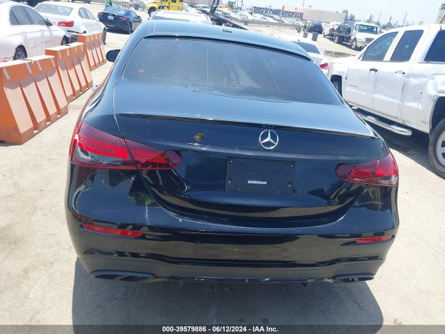 Mercedes-Benz E 350 2022 W1KZF8DB5NB045985 Image 17